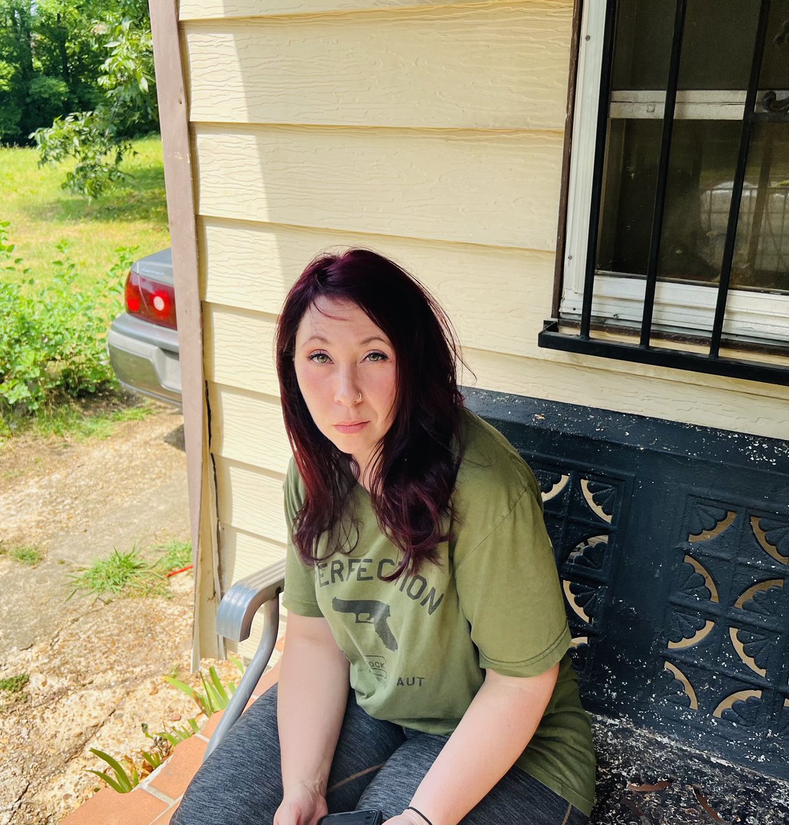 BlackRifle_Co's tweet image. 📍 A Street We Once Called HELL, South Memphis, July 21st, 2022
This is Jess. Sitting on the porch of a trap house.
Waiting on a human trafficker.
Not to buy from him. Not to fight him.
To take something back that didn’t belong to him.
A girl—being held against her will.
That…