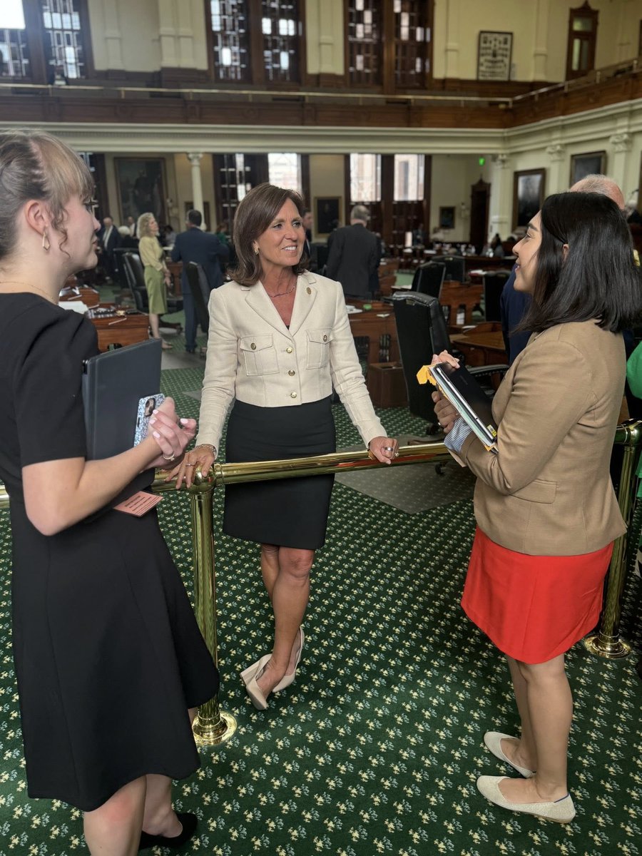 AngelaPaxtonTX's tweet image. Today is the first day of the first called Special Session of the 89th Legislature. There are 16 different issues on the call, including addressing the floods in central Texas and THC. Public hearings begin tomorrow.
I am proud to be your Senator, and I am honored to continue…