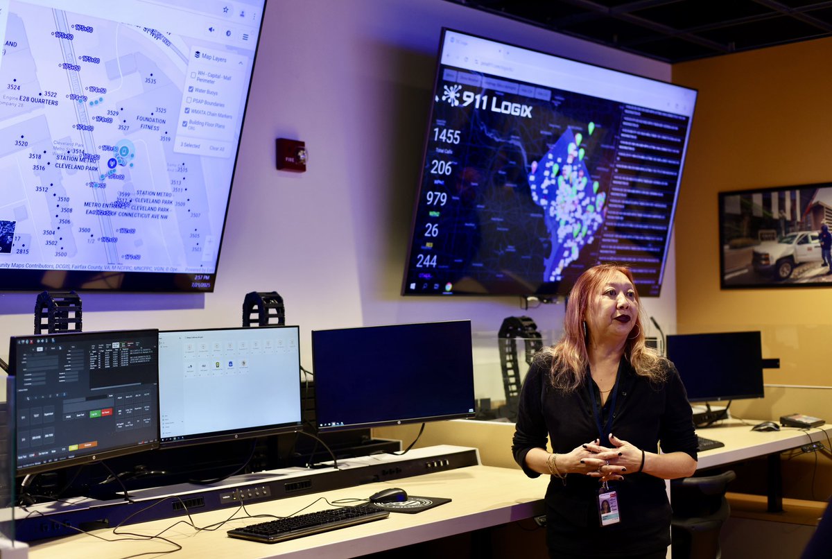 NormaJTorres's tweet image. Today, @RepKatCammack and I visited DC’s Office of Unified Communications to meet public safety telecommunicators and launch the NextGen 911 Caucus for the 119th Congress.
As co-chair and former 911 dispatcher, I’m proud to advance modern, reliable emergency systems that…