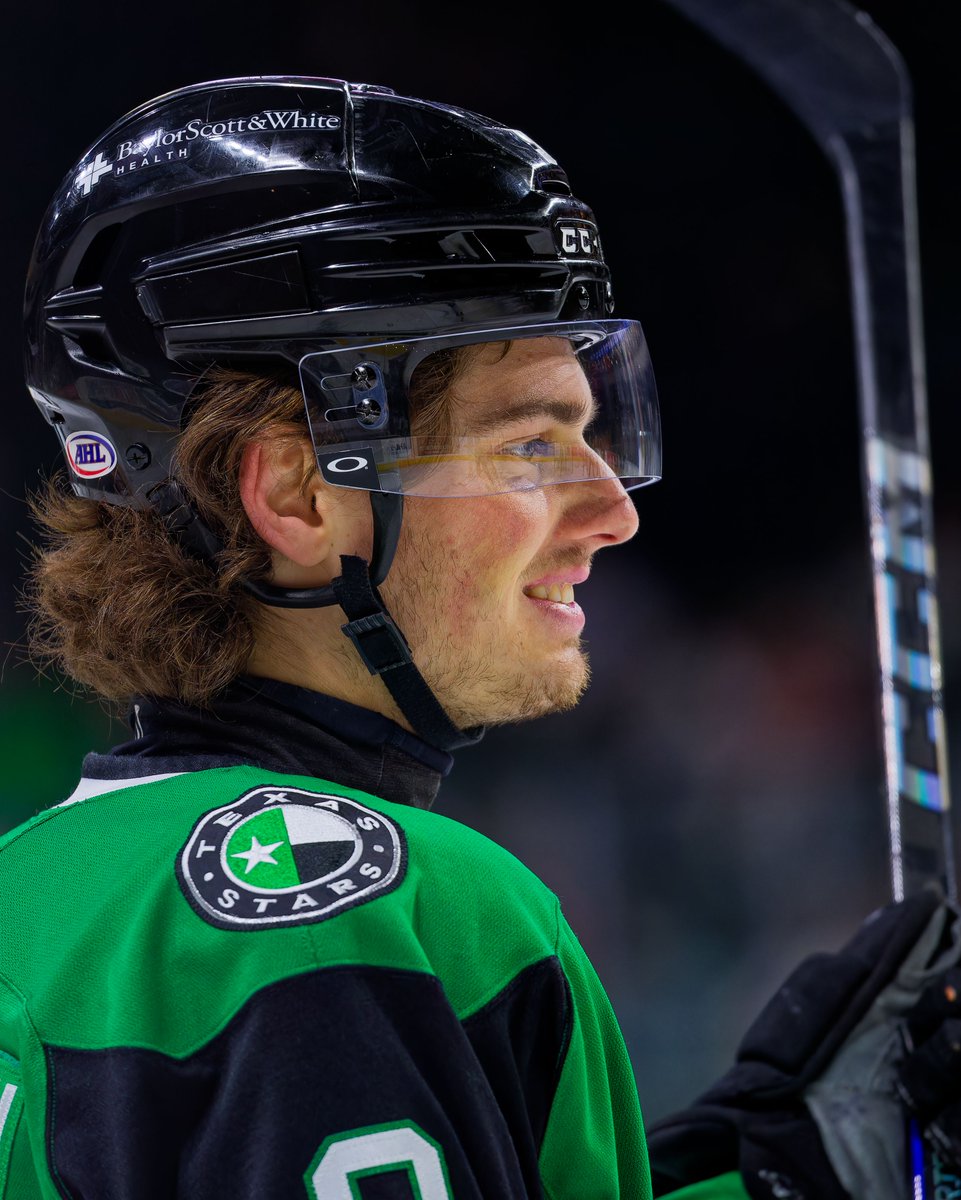 TexasStars's tweet image. What a year for Justin Hryckowian!
The AHL's Rookie of the Year was also a Central Division All-Star and earned his first NHL call-up to the @DallasStars! In 67 games, he put up 22 goals and 38 assists for 60 points, before adding 18 points in the playoffs! 👏