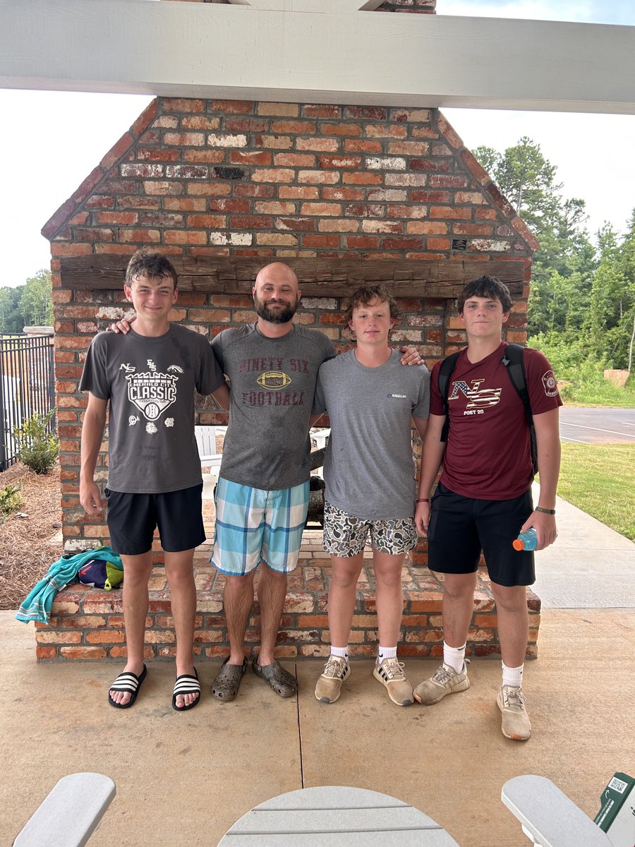 CLong2396's tweet image. Had a great a meal and swim with the Quarterbacks of ⁦@NSFootball96⁩ These guys have worked hard this summer and spring.I am excited to see the work translate to the field. #R2W