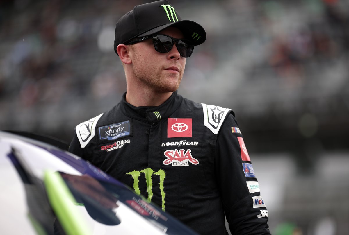 NASCARMexico_'s tweet image. 🔥 @tydillon y @TyGibbs se enfrentarán en la gran final por el premio de $1 millón de dólares en el NASCAR In-Season Challenge. ¿Quién es tu favorito para llevarse la victoria en el Indianapolis Motor Speedway? 🏁💰
📸 Getty Images
#NASCARMexico #NASCARMexicoCity