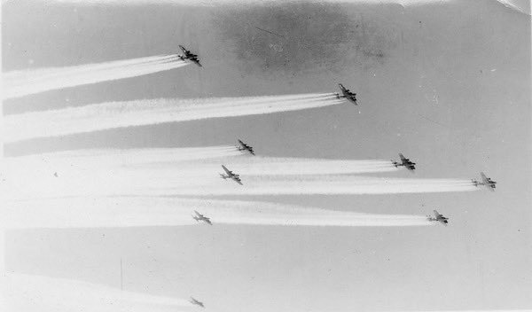 AdamKinzinger's tweet image. It’s amazing that chemtrails have been happening since WW2 and yes it’s still kept super secret. Amazing!
(People really do believe these are not just contrails. Science is from witches or something.). We need to take a collective breath in this country and get back to sanity