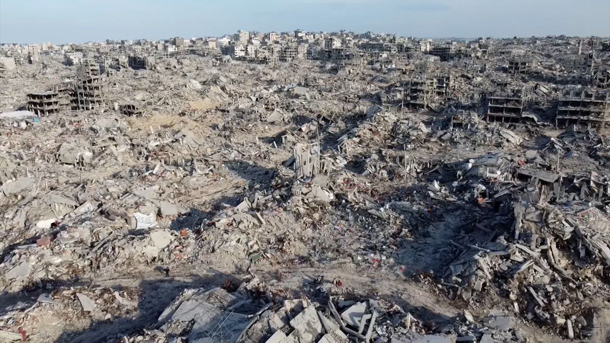 ItsJuliansRum's tweet image. I think one reason Israel so unashamedly blew Gaza apart was to remind Trump that they’ll Samson Option the world into nuclear rubble if he tries anything