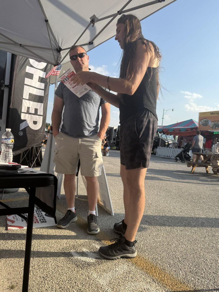 ScottPresler's tweet image. Shaking every hand & earning votes for the Republican Party.
Day 4 at the York State Fair.
Not stopping for a gosh darn second.