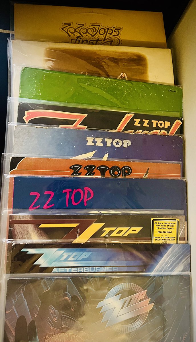 BlackIronJudas's tweet image. I am so happy looking at these right now! 🍻

#ZZTop #First10
