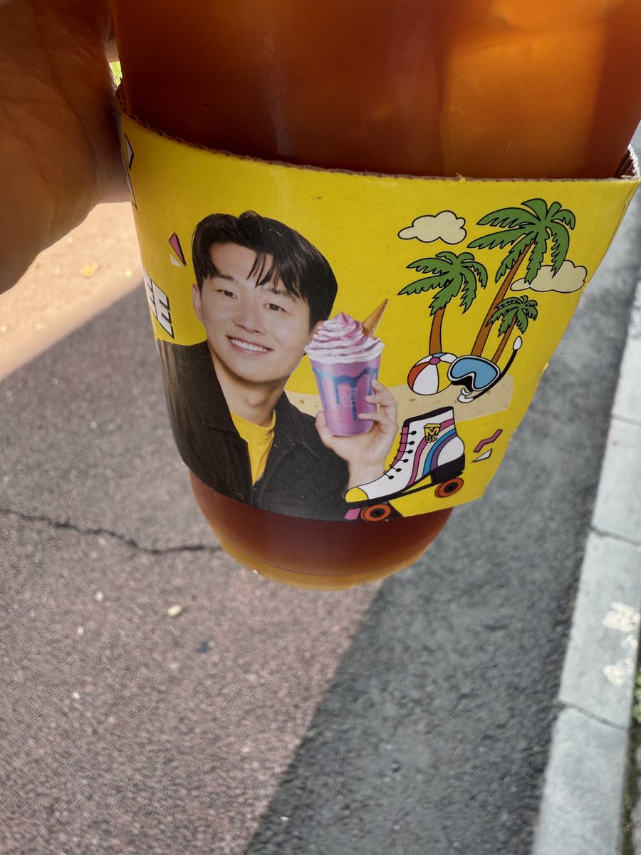 simdan0321's tweet image. 나오라는 컵홀더 죽어도 안나오고 
신상흥민