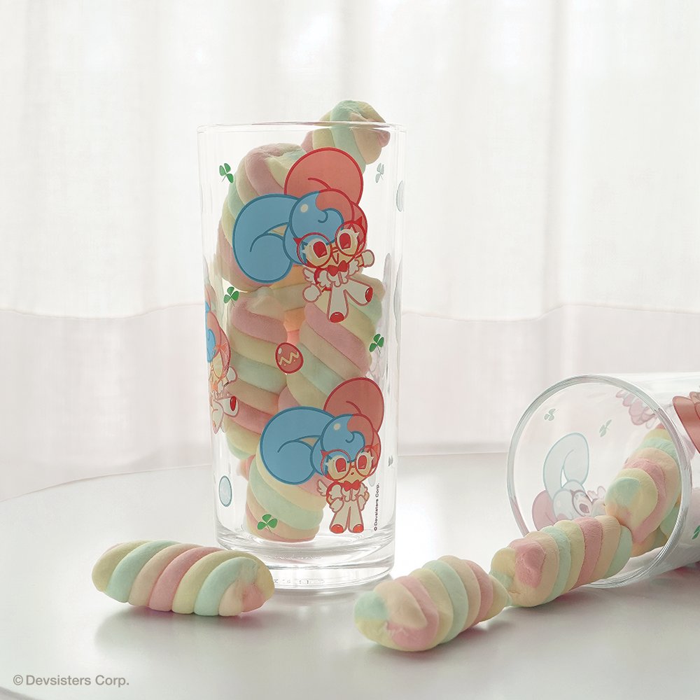 Cookierunstore's tweet image. 🍹2025 버전 홈카페 유리컵 4종🩵
다양한 모양과 크기로 구성되어
취향 따라 골라 쓰는 재미는 물론,
어떤 음료와도 찰떡같이 어울려
데일리 컵으로 사용하기에 너무 좋아요😇
⛱️유리컵 세트 구매시에는
귀여운 여름스킨 대롱키링이 증정됩니다!
👇🏻구매 바로가기
brand.naver.com/cookierun
-…