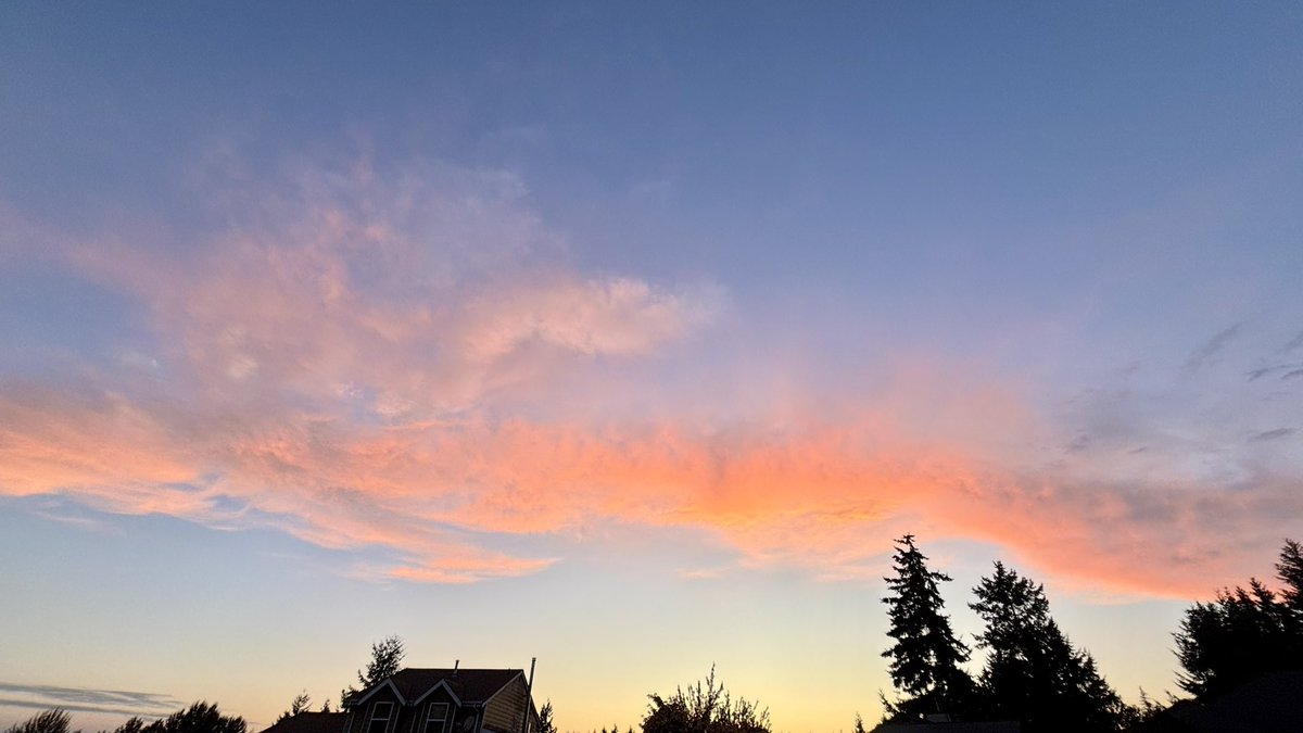 The_Weatherman2's tweet image. Colorful sunset in Federal Way tonight! #wawx