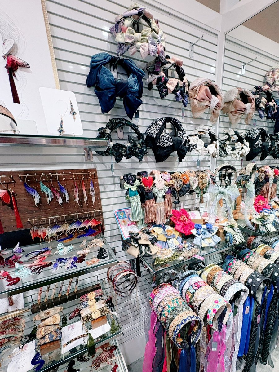 nishiko0414's tweet image. 本日は20時まで開催中🎪

ぜひラフォーレ原宿2FPOP UP SHOPでお待ちしております🌟

【イベント】
MIKI SAKURA POP UP SHOP
7/13-7/22 ラフォーレ原宿2F