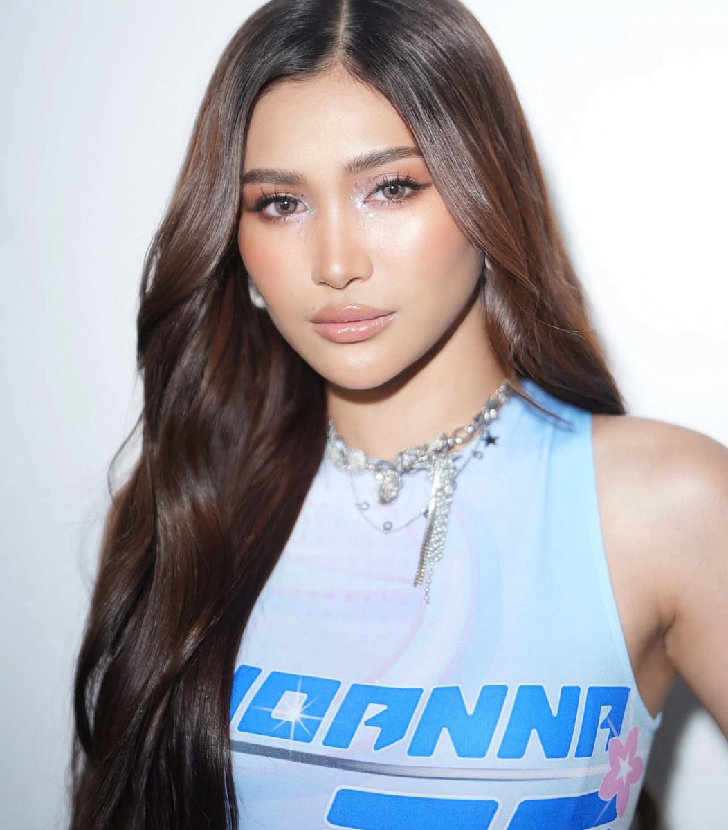 Cathslock's tweet image. I really appreciate Jhoanna’s beauty, bare faced man o with make-up, sobraaaaaaang ganda pa rin

Ctto: instagram.com/mkqua?igsh=MTB… 
#BINI #BINI_Jhoanna @bini_jhoanna