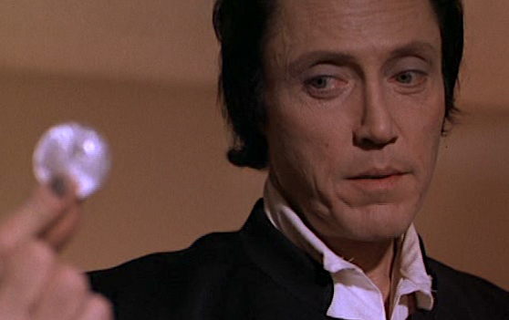 thepinksmoke's tweet image. NEW EPISODE:
The Prophecy
What's not to love about a mid-90's religious horror movie with Christopher Walken as a psychotic fallen angel and Viggo Mortensen as Satan? @MovieKessler welcomes @MattRSays and @QuasarSniffer to talk hell on earth goodness.
soundcloud.com/user-564624820…