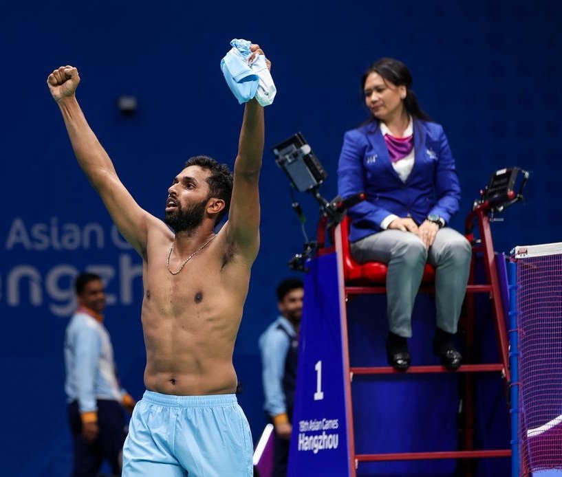 Down 2-11. Five match points saved. One heart that refused to stop fighting.
HSP did what HSP does.  #NeverOut #BWFWorldTour