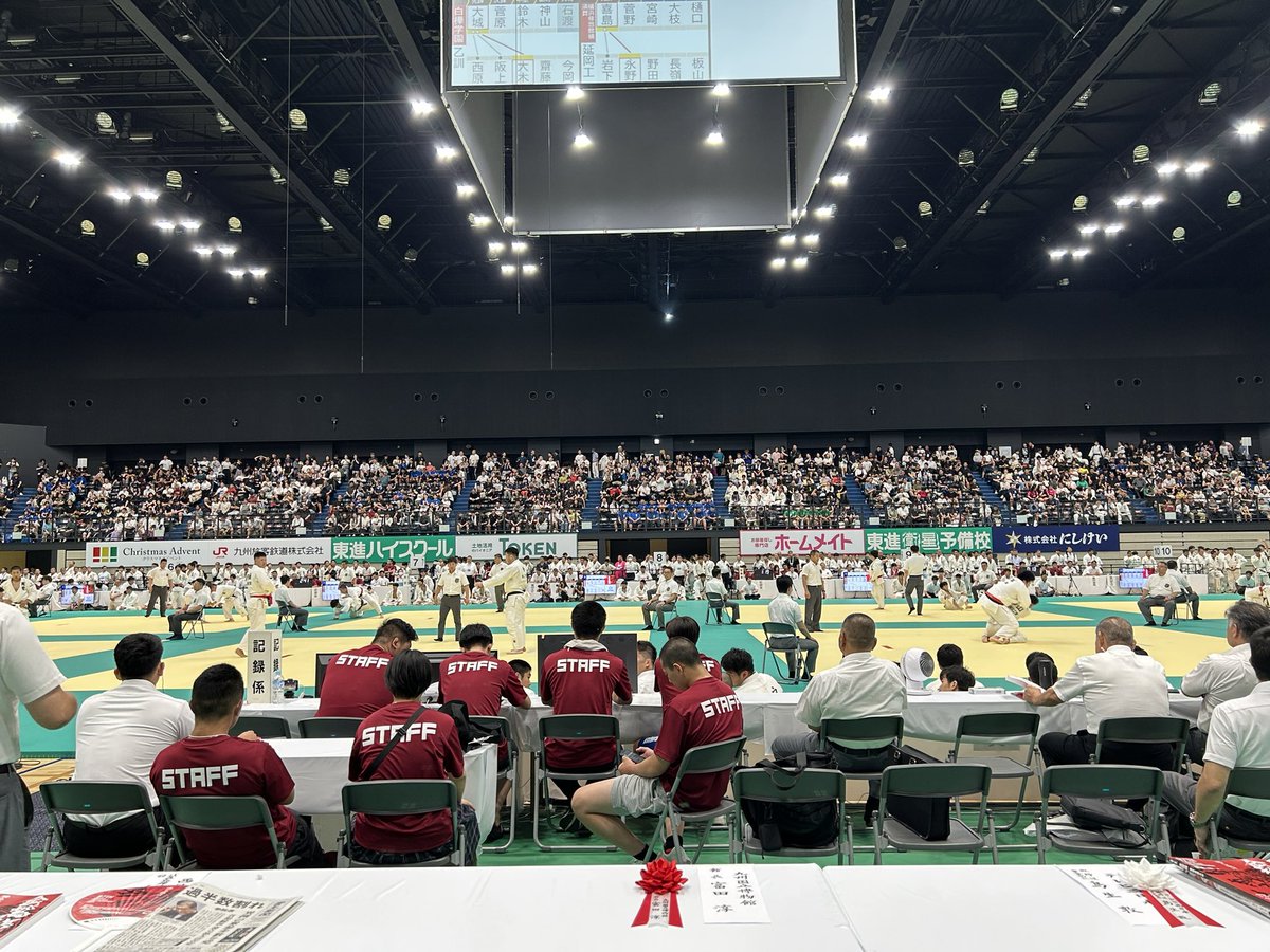 金鷲旗。
今年はスポンサーをやらせてもらっております。
熱い戦いを期待します。
#金鷲旗 #もういっぽん