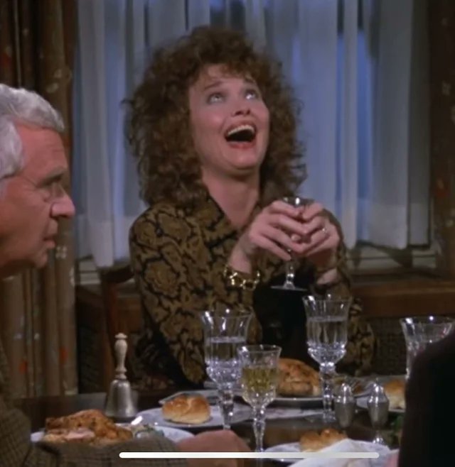 thegrayfruit's tweet image. just got Sarah Palmer jumpscared watching seinfeld. same actress
