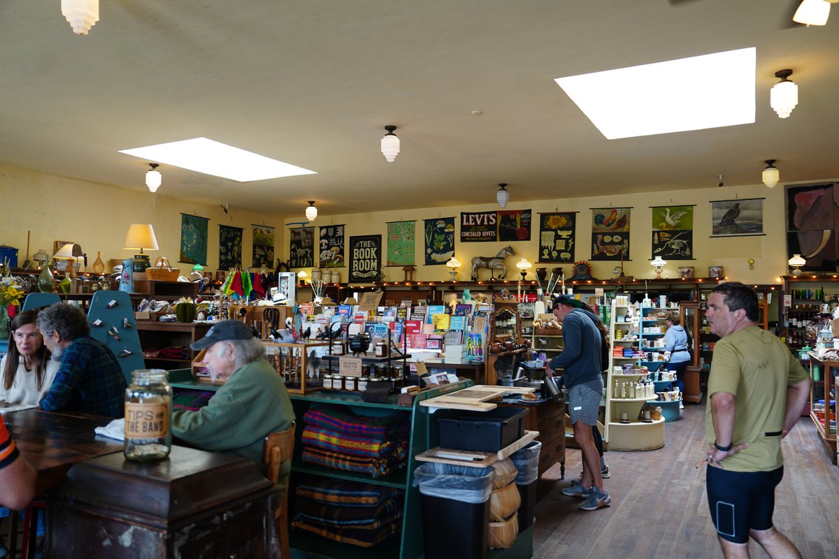 iceaco's tweet image. San Gregorio General Store