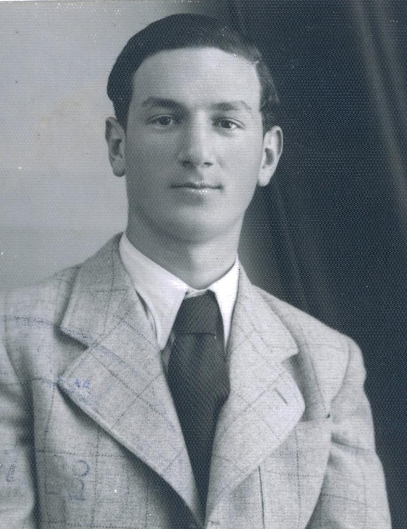 AuschwitzMuseum's tweet image. 22 July 1919 | A Slovak Jew, Zikmund Fischer, was born in Guta. He lived in Liblín.
He was deported to #Auschwitz from #Theresienstadt Ghetto on 16 May 1944. He did not survive.