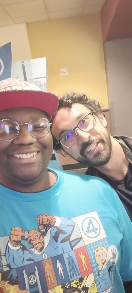 Elliott_Bull2's tweet image. I finally met @roxystriar and @TheGregAlba of @ReelRejects at the #FantasticFour screening here in Burbank. They're one of the nicest people on the planet!