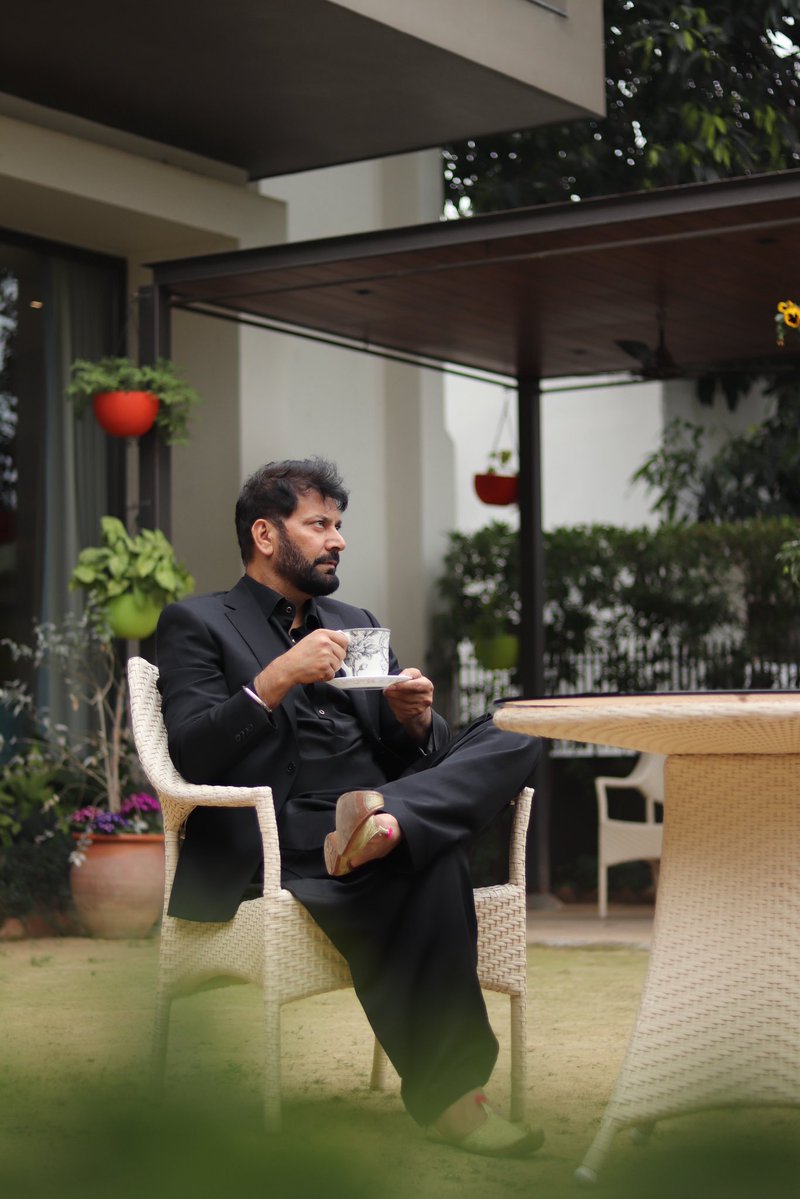 JJassiOfficial's tweet image. Chaaa pyoge Badshaho???