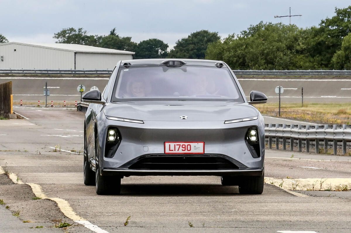 autocar's tweet image. A US company is developing trick suspension tech that could make your next car ride like a Rolls-Royce - and we've had a first taste of what it's like... buff.ly/rm9n8Of
