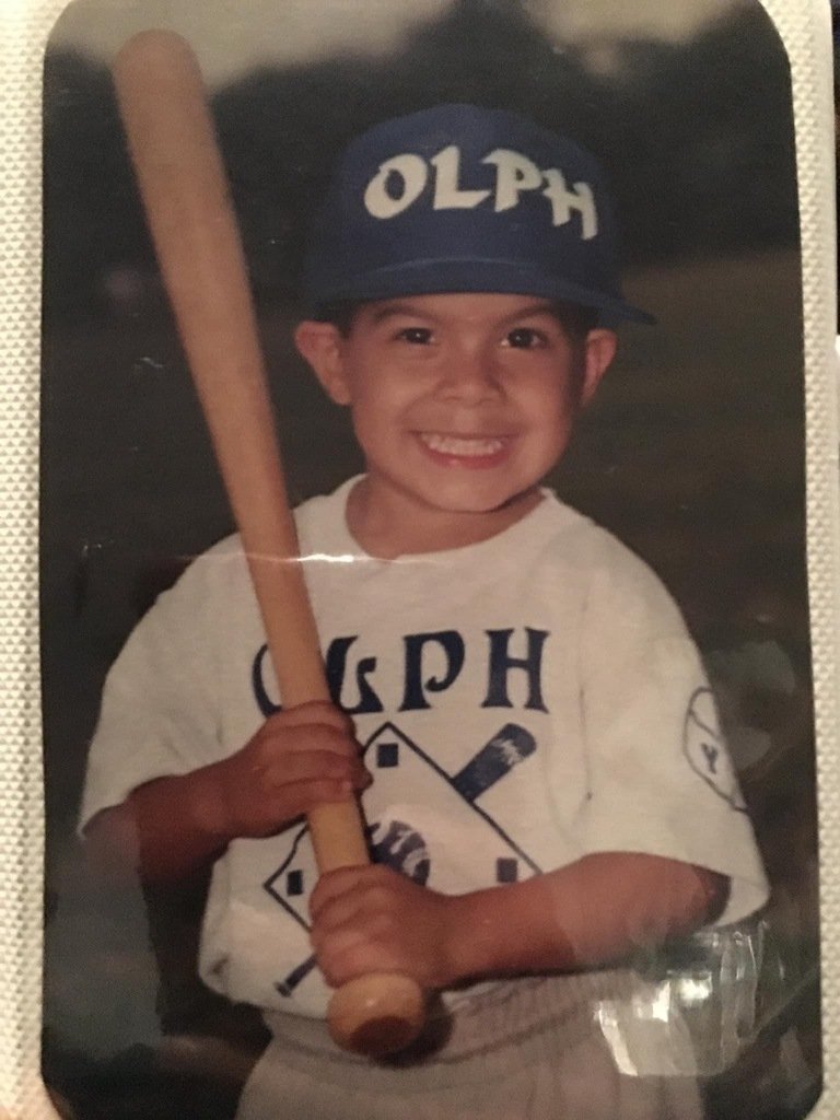 📸 GUESS WHO? – TEACHER EDITION!
As summer slowly winds down, let’s have some fun! ☀️🍎

We’ve got 3 mystery teachers ready to make a comeback this school year.