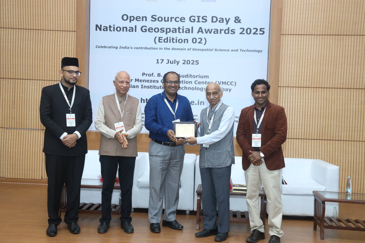 Honoured to receive National Geospatial Faculty Fellow Award, presented by Padma Shri Kiran Kumar, Former ISRO Chairman. The award was part of Open Source GIS Day by FOSSEE GIS at IIT-B under the NMEICT (Ministry of Education, GoI) on 17 July 2025.