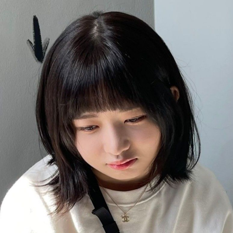 the outsider, 𝐇𝐀𝐋𝐈. tweet media