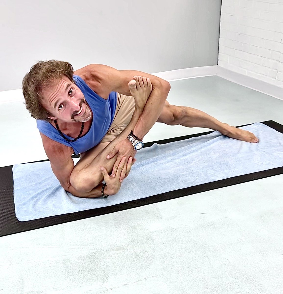 FenclWebDesign's tweet image. Creating Fun Yoga Shapes 
Namaste -Bret 💫✨🌟 
#Yoga #Shapes