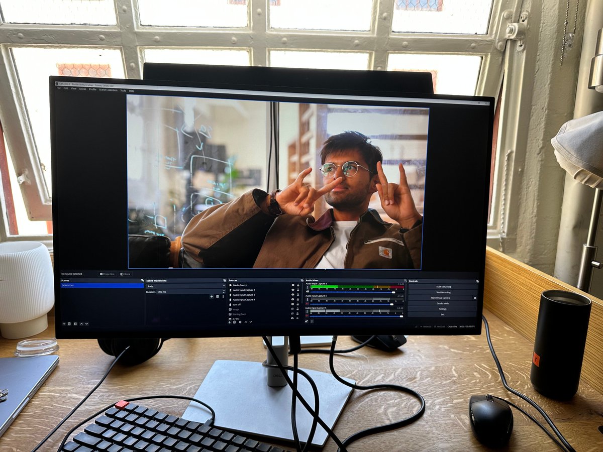 FarzaTV's tweet image. hey all.
me + @sharifshameem are doing a livestream in 3-days.
not a big launch. more like:
"hey, here's this ai thing we've been hacking on. what do you think?"
we want to:
- show you a demo.
- share the gritty technical learnings.
- tell you how we came up with the idea.…