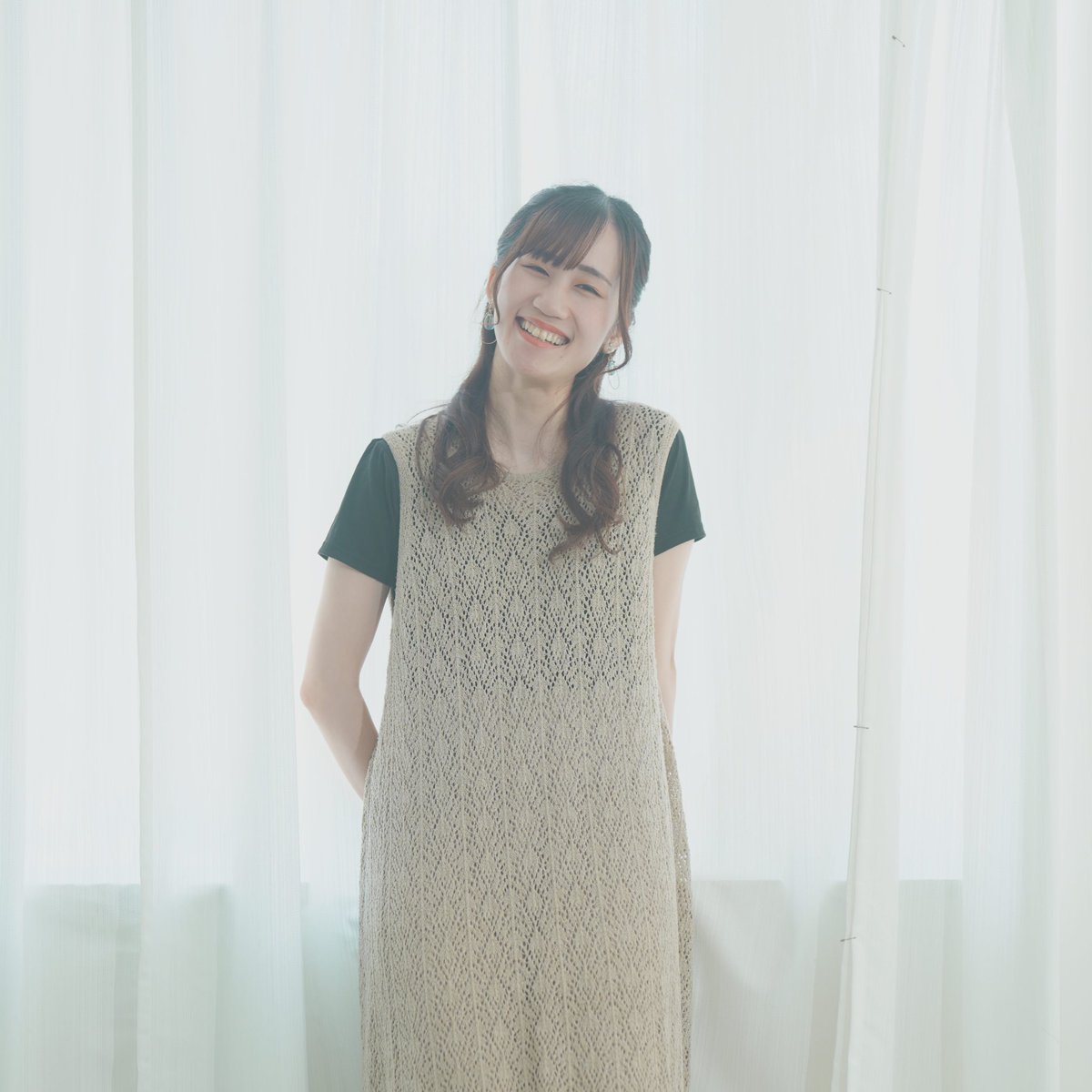dig_holy's tweet photo. “空気ごと撮る”ポートレート。

ホワイトミスト×ハイキーで、柔らかさ・透明感・清潔感を。

企業の広報、SNSアイコン。
ラフな雰囲気で伝わる親近感。
「人柄が伝わる写真」が
今求められていると思います！

#ポートレート撮影 #企業広報 #SNS運用 https://t.co/M5016GDQ97