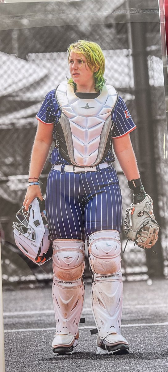 MaddisynHicks's tweet image. Exhausted… pushed through the last two days by liquid iv, stretching and by my teammates. 7 out of 14 days have been in the softball field. 38.2 innings, last tournament for the summer this weekend then start of sophomore year 💪🏼💜 @LegacyLegendsS1 @ExtraInningSB @Unity_Richards…