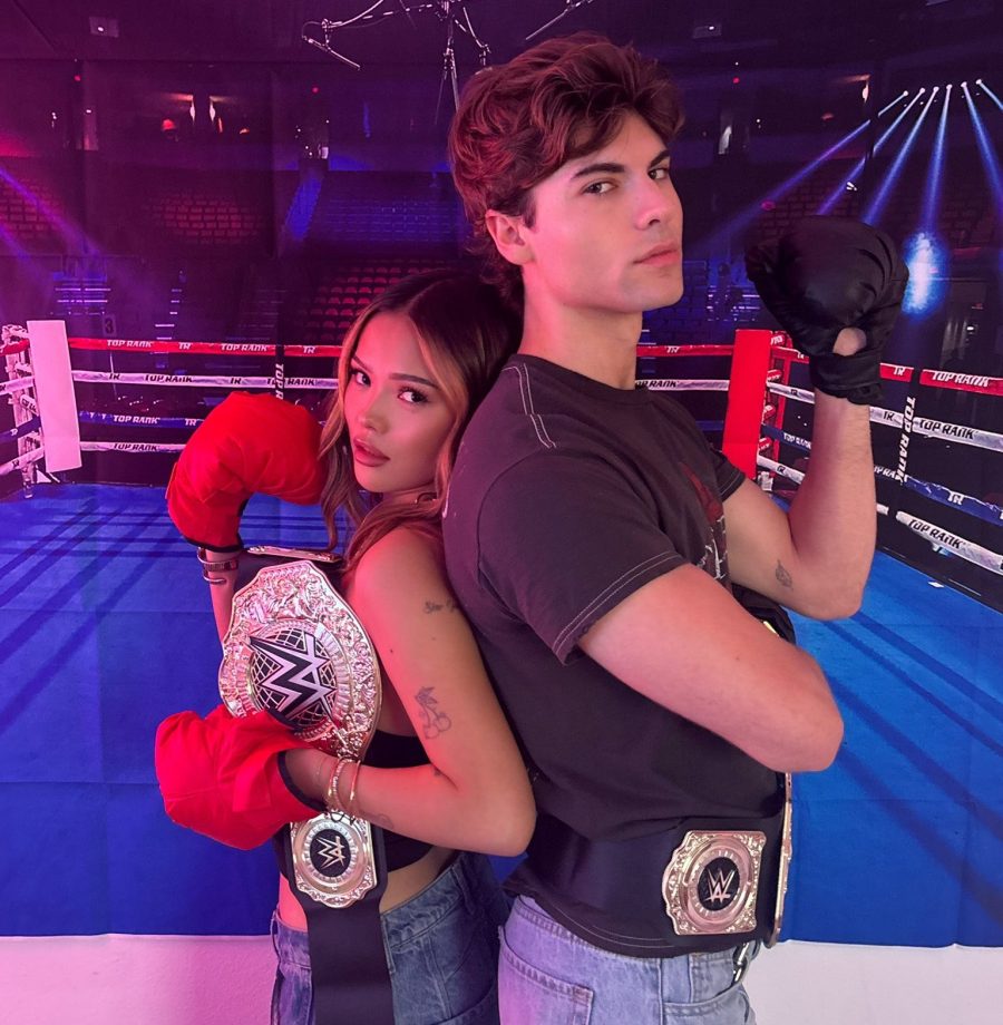 MIchael Fairman (@michaelfairman) on Twitter photo A little <a href="/WWE/">WWE</a>, #boxing, and a lot of <a href="/BandB_CBS/">Bold & The Beautiful</a>
B&B’s Lisa Yamada and Christian Weissmann Get Ready for a Luna vs. Remy Daytime Emmy Night Fight in the Outstanding Emerging Talent Category - <a href="/cpweissmann/">christian</a> #LisaYamada <a href="/DaytimeEmmys/">Daytime Emmys</a>
The battle bit.ly/4kU2AUG 👊 A little <a href="/WWE/">WWE</a>, #boxing, and a lot of <a href="/BandB_CBS/">Bold & The Beautiful</a>
B&B’s Lisa Yamada and Christian Weissmann Get Ready for a Luna vs. Remy Daytime Emmy Night Fight in the Outstanding Emerging Talent Category - <a href="/cpweissmann/">christian</a> #LisaYamada <a href="/DaytimeEmmys/">Daytime Emmys</a>
The battle bit.ly/4kU2AUG 👊