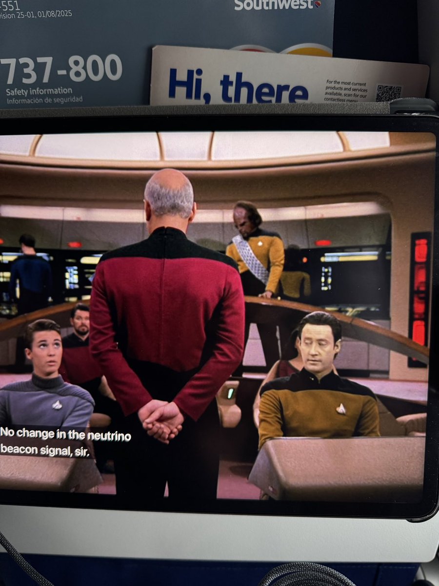 spotted_model's tweet image. Everybody at the @tesla Diner and me up here at 37k feet going the opposite direction to Chicago watching TNG 😢