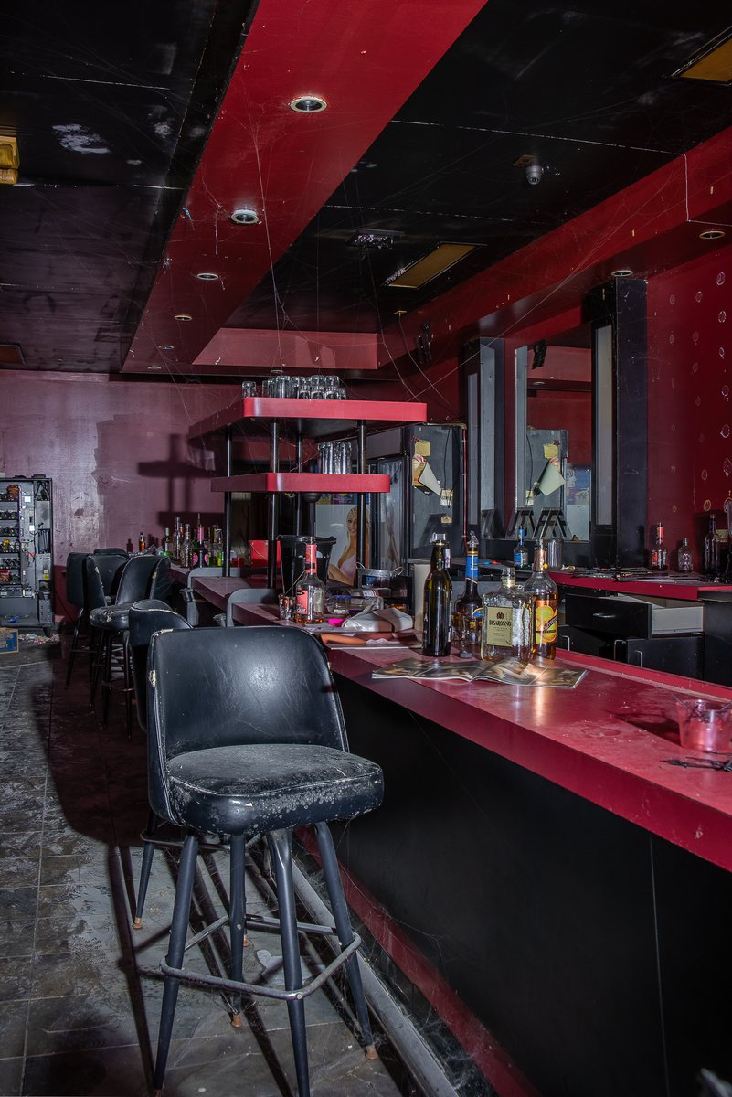 ExploresMr's tweet image. Last call; the bar of an abandoned strip club (since demolished) in rural Michigan.