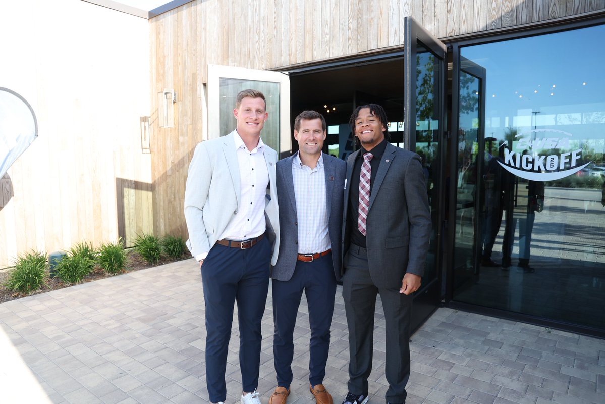 MoStateFootball's tweet image. Lookin’ sharp, fellas 😎

#OutHitOutHustle | #ProveIt