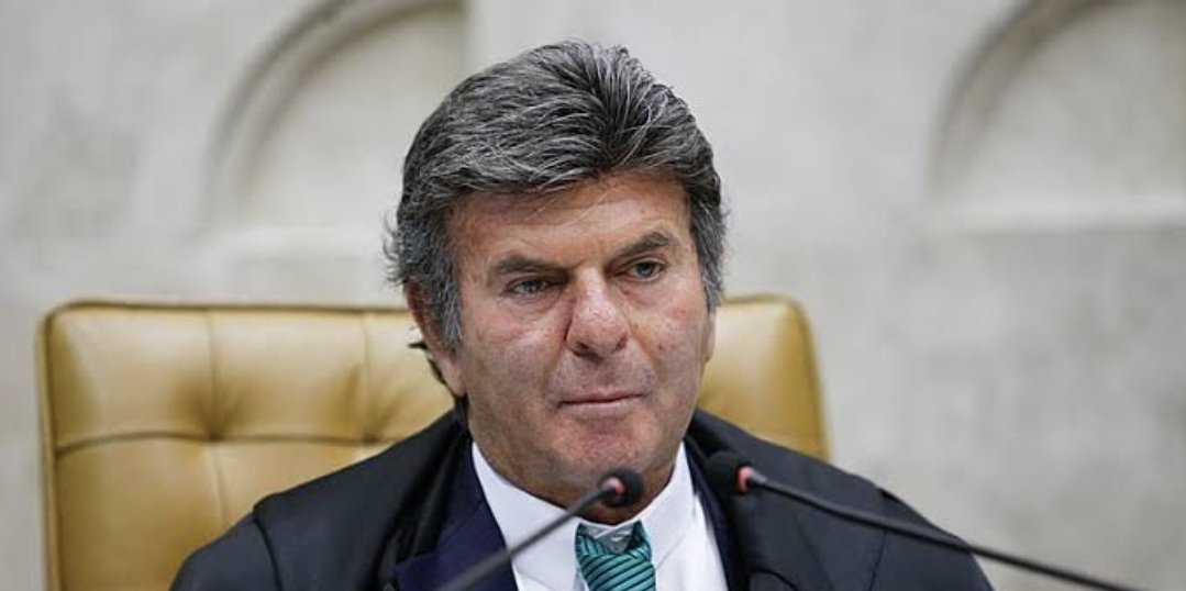 Ministro Fux do STF vai resgatar a credibilidade da corte e colocar tudo no seu devido lugar.
O bom senso e imparcialidade têm que imperar.
Jamais o ódio e raiva como tem o STF hoje.