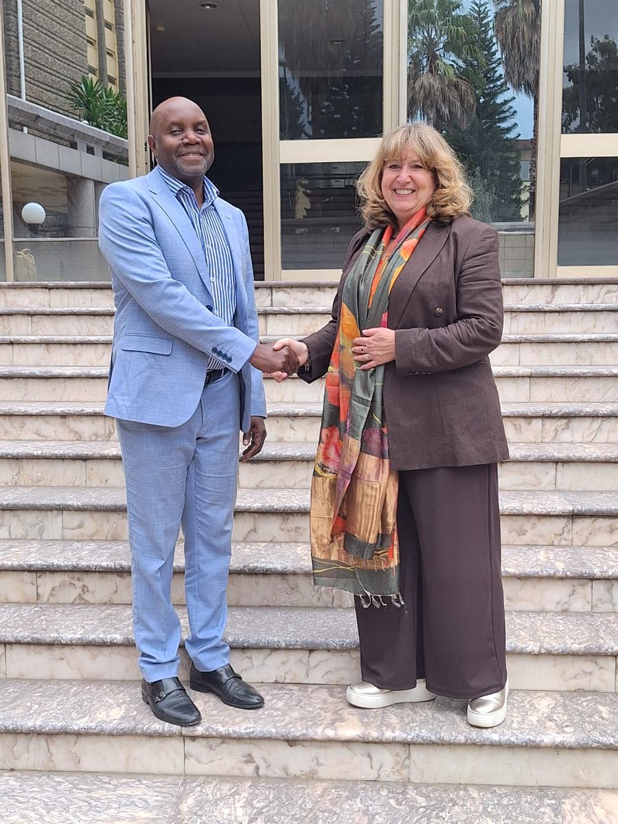 SchomakerAstrid's tweet image. With Harsen Nyambe, Director of Sustainable Environment and Blue Economy, and his team @_AfricanUnion, we discussed collaboration for the implementation of the #KMGBF.
The planned African Summits on Climate Change and Biodiversity will bolster synergies across the continent.