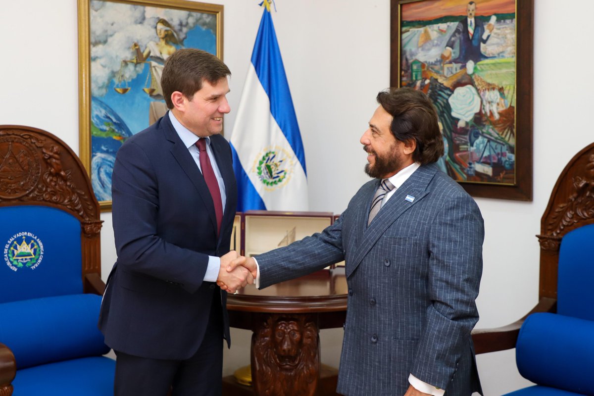 Vicepresidencia de la República de El Salvador tweet media