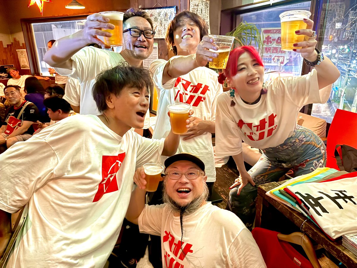 i-dep × 生音バンドツアー、とうとう最終日。
四日市は音楽Lover達がフロアにあふれて神がかってました。
信じられないほど濃密で、最高に刺激的だった3日間。
このツアーのことはこれから何度も何度も思い返すだろうなあ。

(first photo by YASUNARI AKITA)