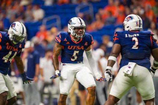 Darrien_UTSA's tweet image. Diehards and I can criticize UTSA all we want but I take it personal when outsiders throw shade. I’m always respectful but I won’t mince words…. ever.
That being said, my confidence meter is at 8/10 on UTSA having a BIG season in 2025.
Where is y’all’s confidence meter at?