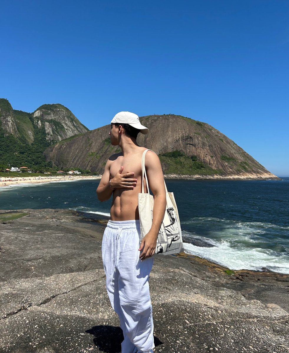 Lucas tweet media