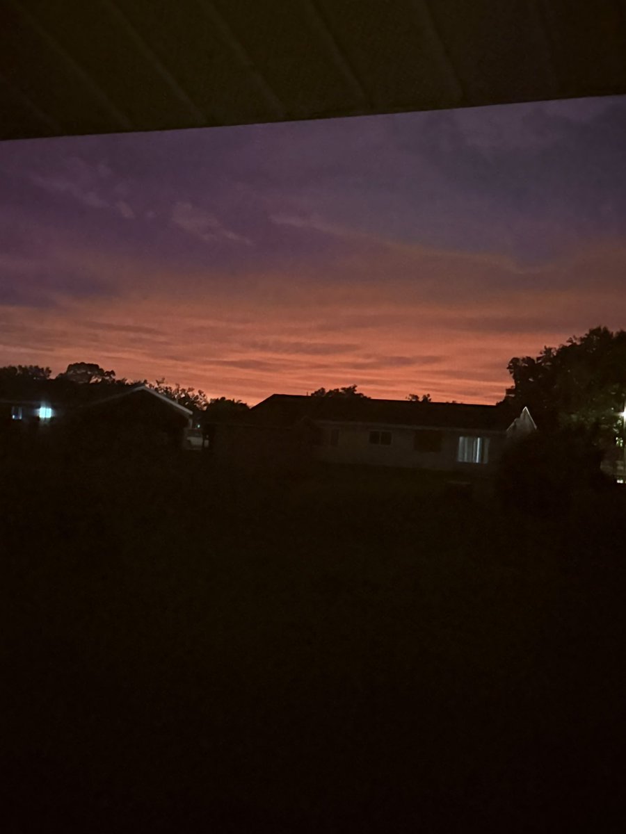 clerpatriot's tweet image. Nothing beats sitting on my lanai at the end of a long day watching the Florida sunset! 🌅 ❤️ I’m so blessed to be able to call the free state of Florida HOME!