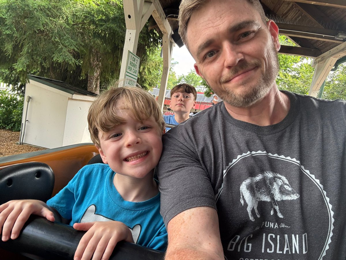 Ssnyder1835's tweet image. Great time in Hershey:) Now trying to get enough done before San Diego