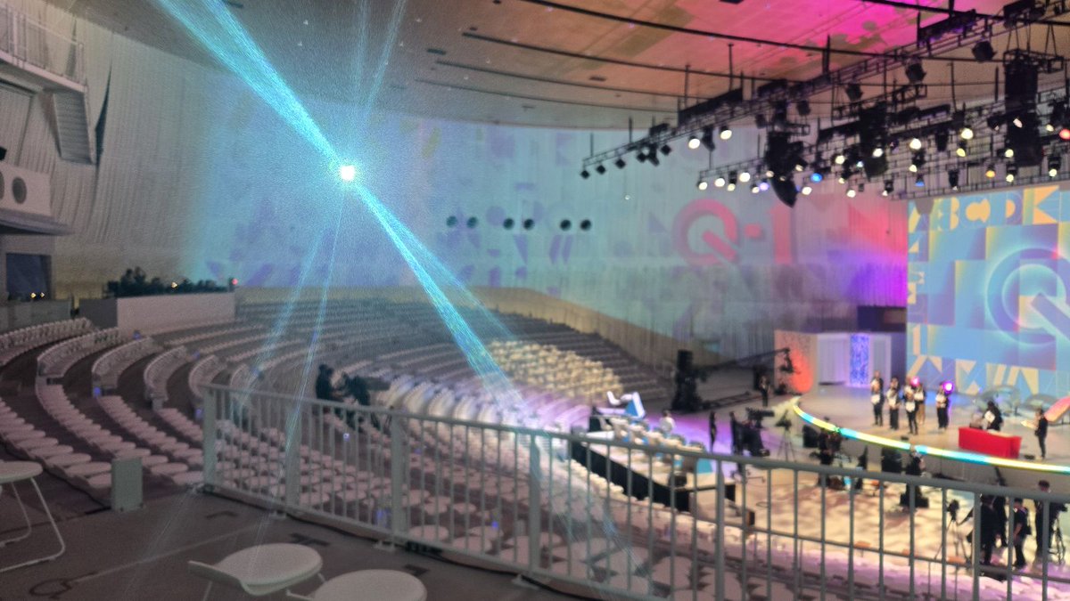 いよいよ本日!!
「Q-1 〜U-18が未来を変える★研究発表SHOW〜」
2025年大会 決勝🏆13時ごろ～!!

大阪・関西万博内
EXPOホール「シャインハット」🌐
※どなたでも予約不要で観覧いただけます（座席数に限りあり）
※観覧無料・万博入場料（チケット）別途必要

🔽LINE VOOMでの生配信