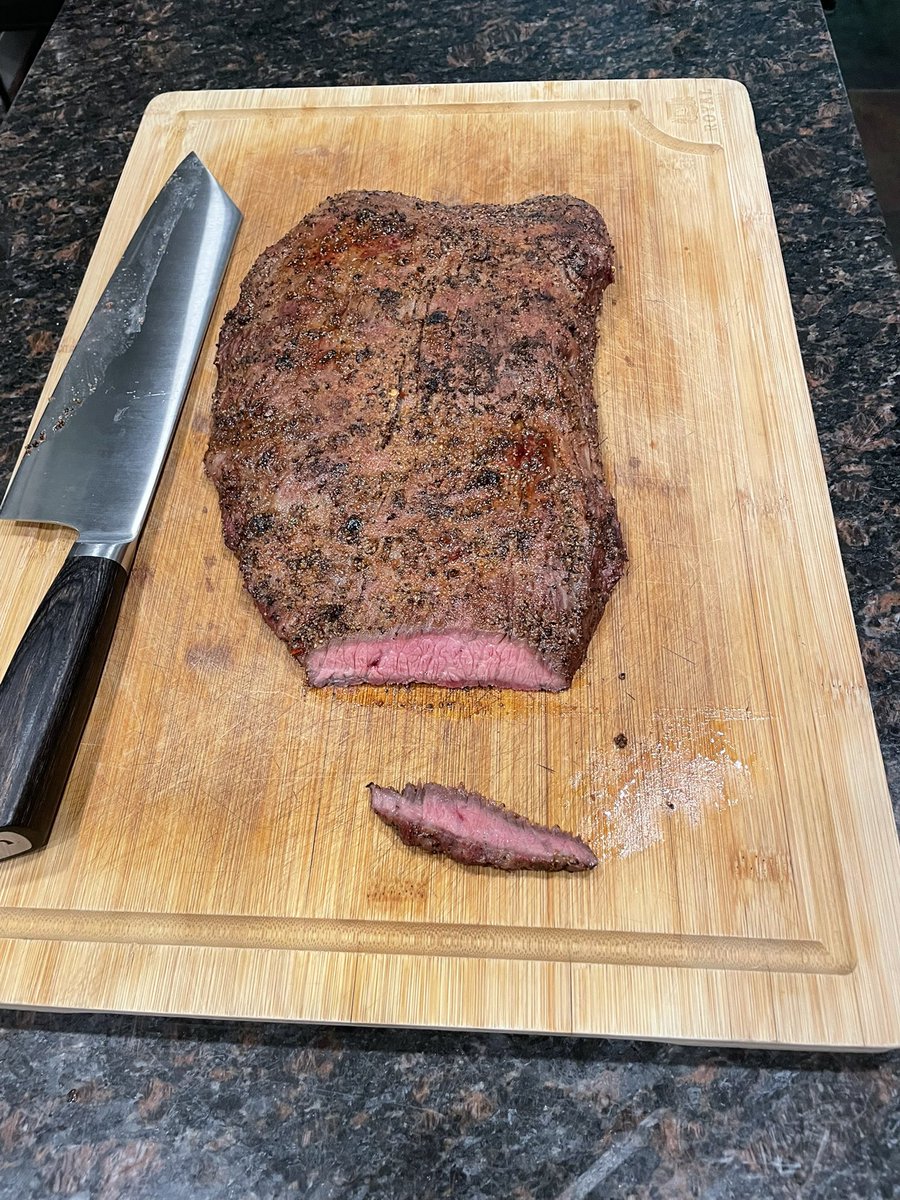 Chef4Tnite's tweet image. Flank Steak 🔥🔥🔥
