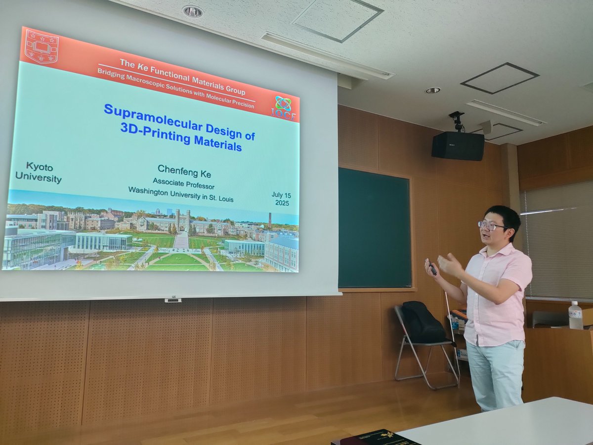OgoshiTomoki's tweet image. Great to have Prof. Chenfeng Ke (Washington University in St. Louis) at Kyoto Univ. as a Zen-ichi Yoshida Lectureship IOCF speaker. Thanks Chenfeng, super cool 3D-printing materials based on supramolecular chemistry!
