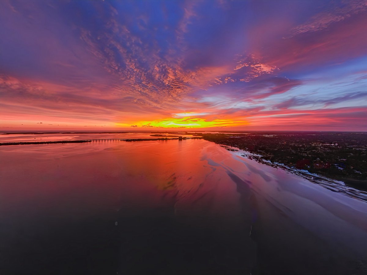 weatherbryan's tweet image. Tonight's Sunset was Amazing!
🔆🔆🔆🔆🔆 (Five out of five Suns)