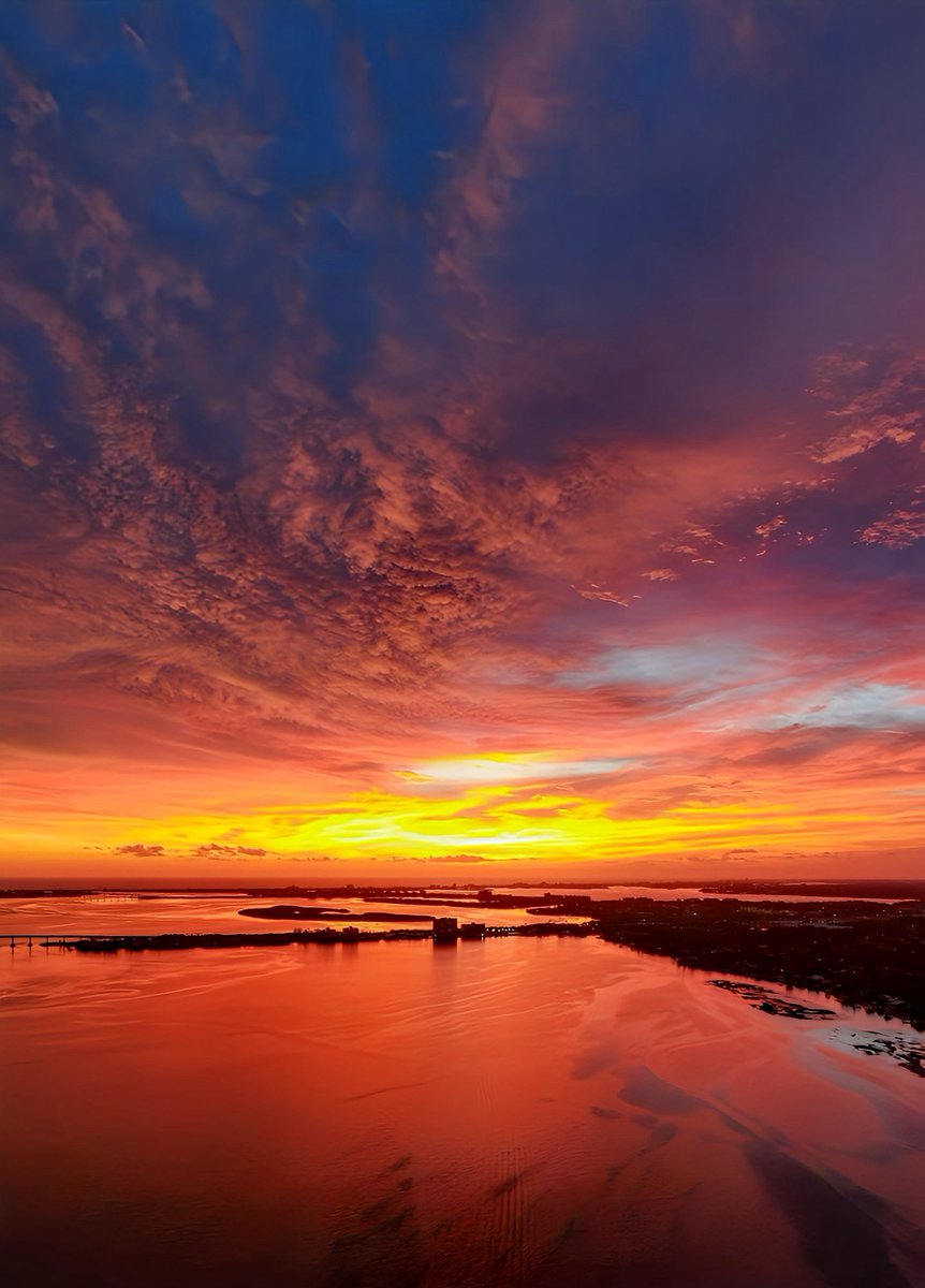 weatherbryan's tweet image. Tonight's Sunset was Amazing!
🔆🔆🔆🔆🔆 (Five out of five Suns)