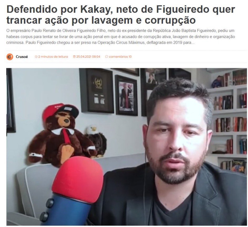 moura_101's tweet image. Paulo Figueiredo é um bandidinho filho da puta que para fugir da polícia brasileira entendeu que o único caminho seria abocanhar a piroca do Trump.
Pior que ele só o brasileiro que ouve essa cadelinha estelionatária.