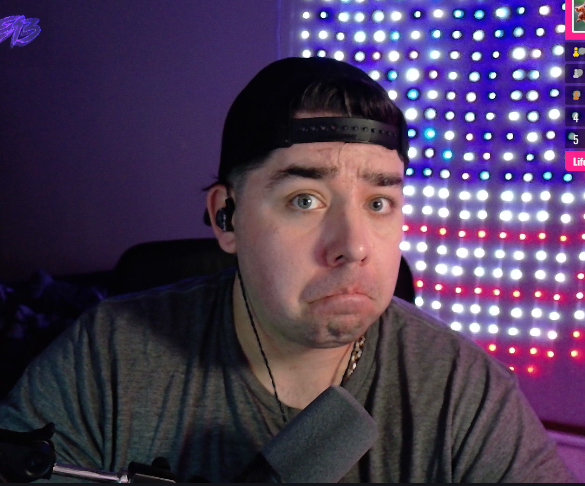 I SNEEZED IT RIGHT OFF! 

We're back on the ole kick.com/Kst0ne13 and YES, YOU'RE EMOTES ARE SAFE HERE. I ain't scared of em lol